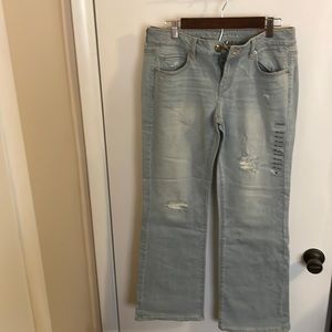 Women’s American Eagle jeans